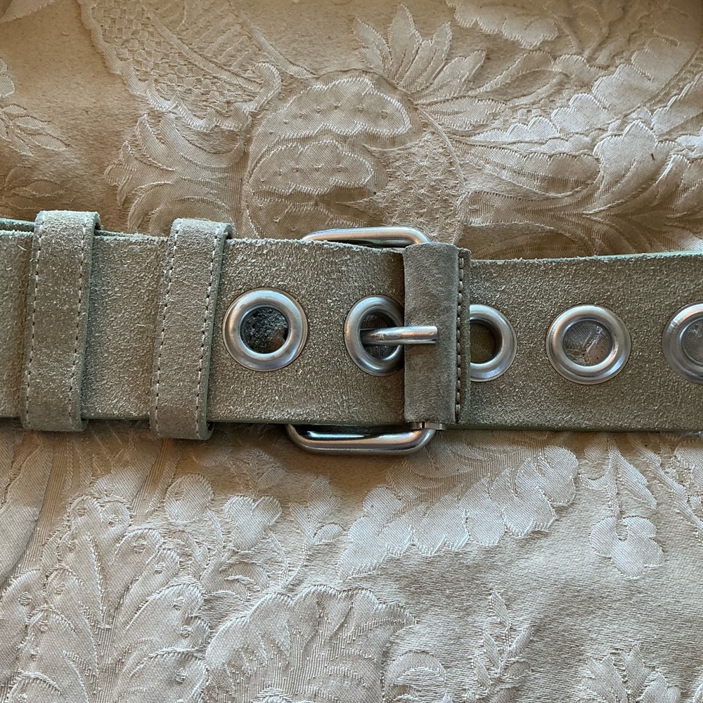 Stylish Green Suede Belt with Silver Buckle. Genuine Leather.